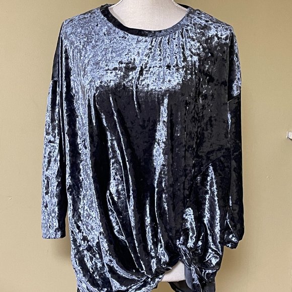 Cherish top with knotted front 3/4 sleeves velvet - Picture 2 of 4